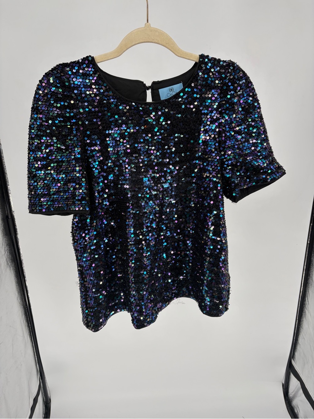 CeCe Black Iridescent Sequin Short-Sleeve Top